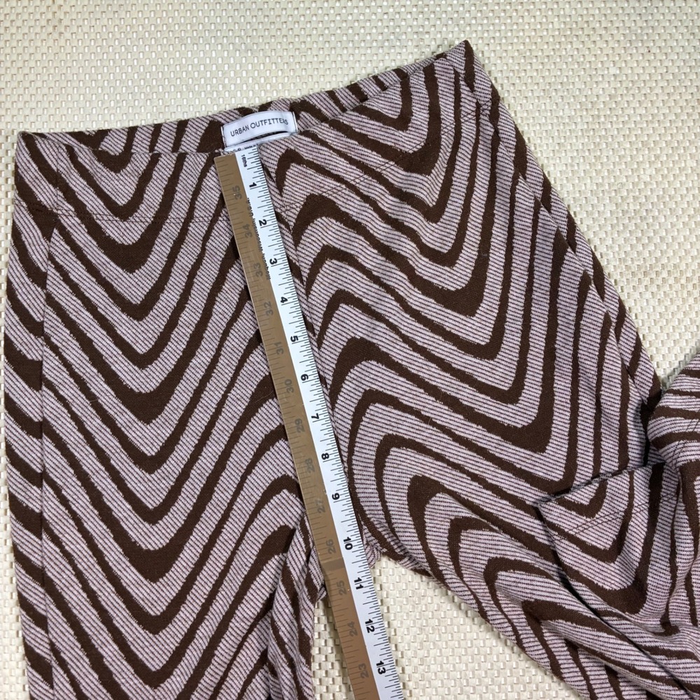 EUC Urban Outfitters Brown White Retro Print Wide Leg Flare Pants Women's Size S - Picture 7 of 7